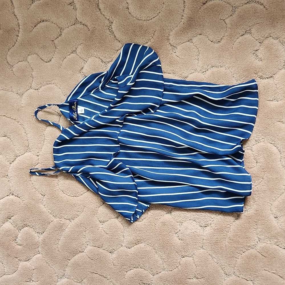 Blue stripped tank